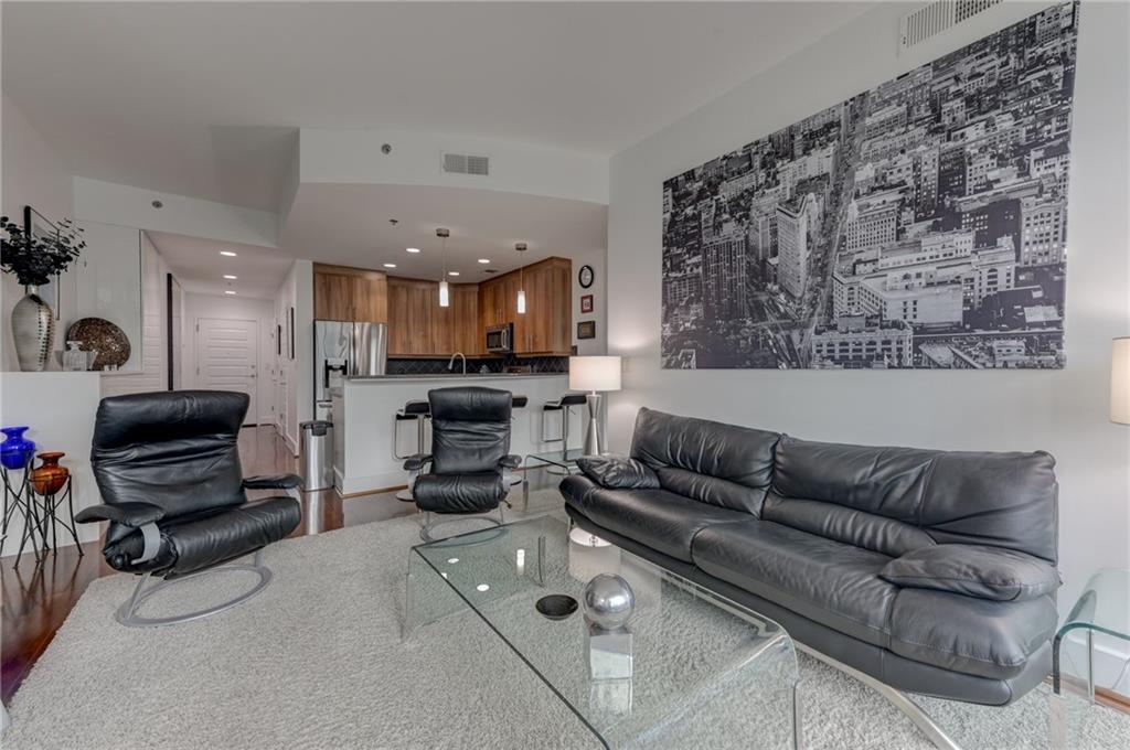 1080 Peachtree Street NE Unit 905 — photo