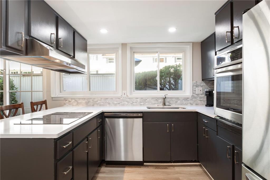 7312 Cardigan Circle — photo