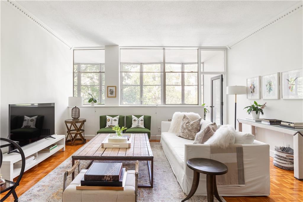 3060 Pharr Court North NW Unit 422 — photo