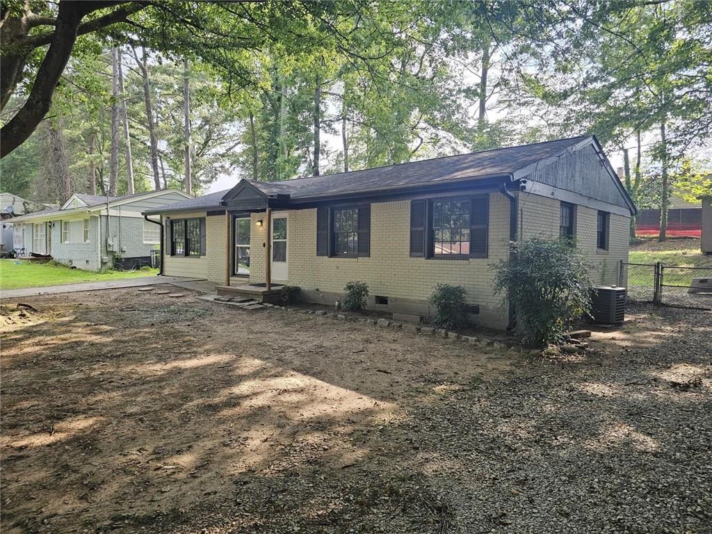 4616 Ryan Road — photo