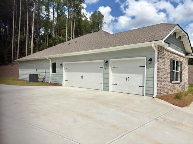 Home in Maysville, GA 30558 — photo 2