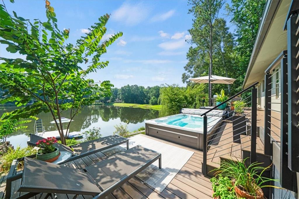 1085 Lake Charles Drive — photo