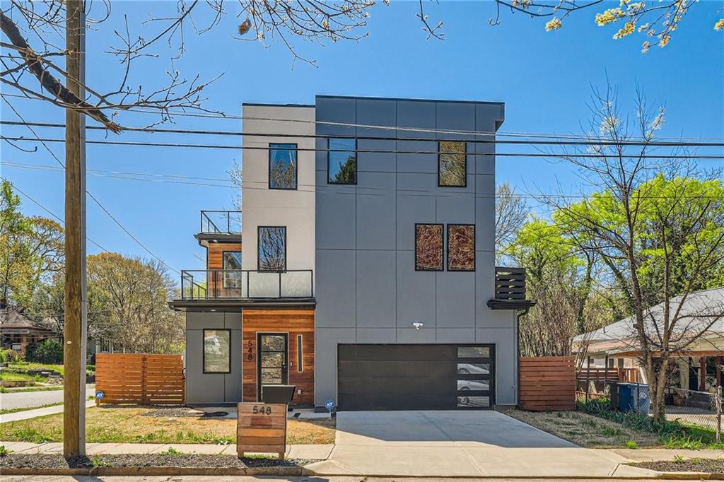 548 Fletcher Street — photo