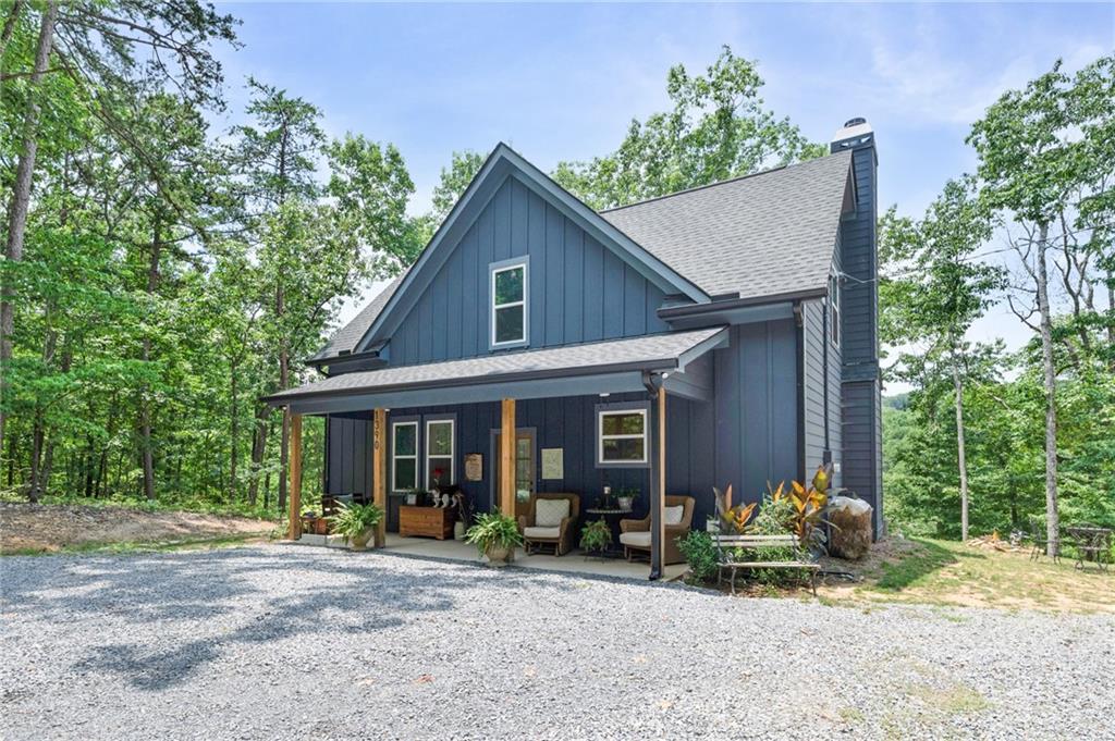 1390 Foxhound Trail NE — photo