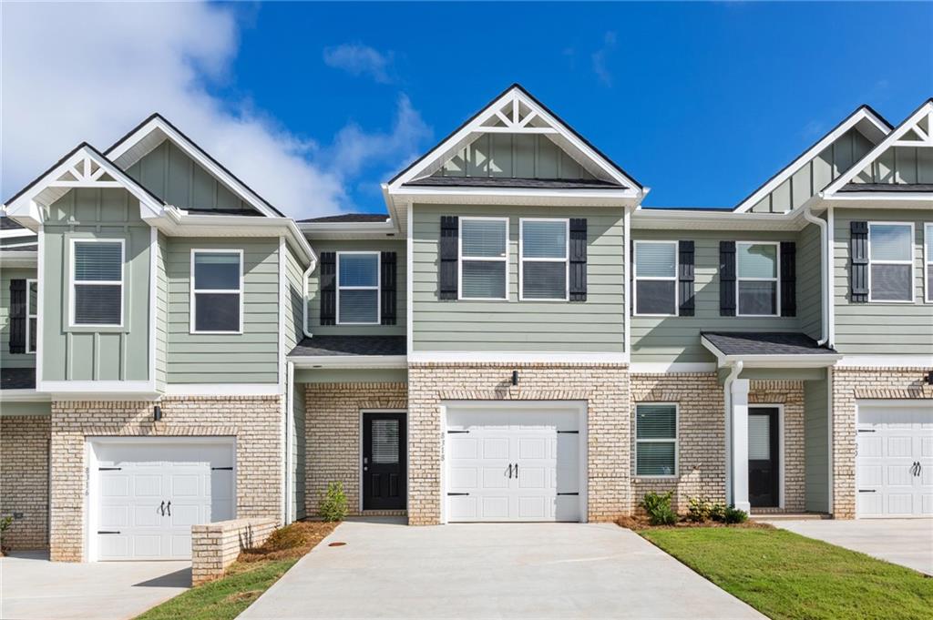 8318 Columbia Court — photo