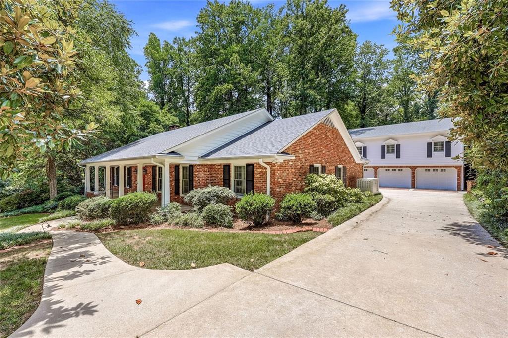 1281 Springdale Road, Gainesville, GA 30501 — photo 2