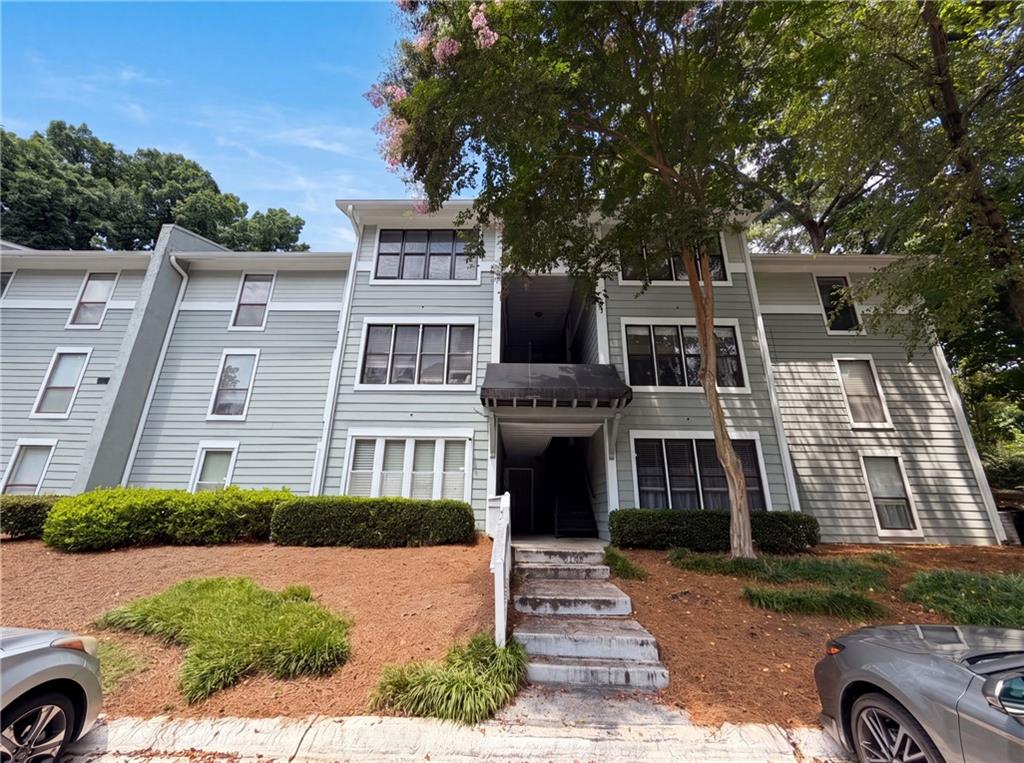 216 Summit North Drive NE — photo