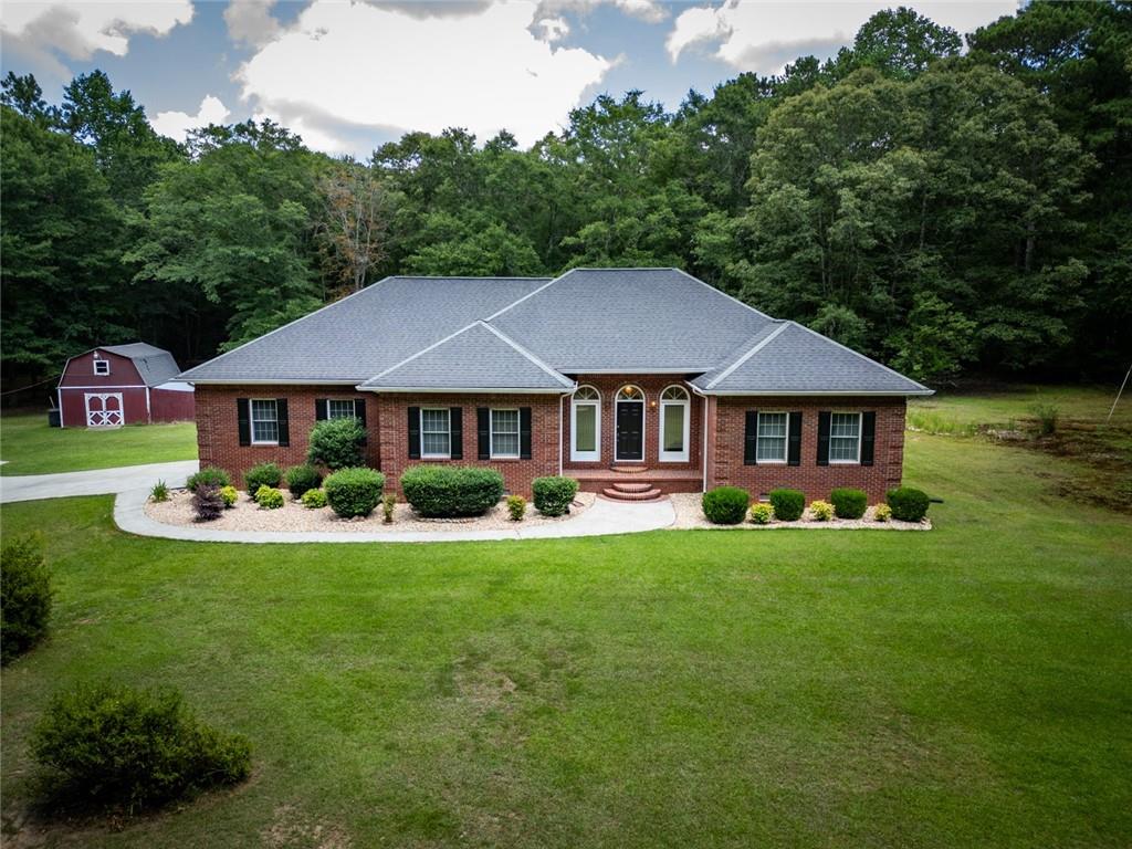 606 Higgins Road, Jackson, GA 30233