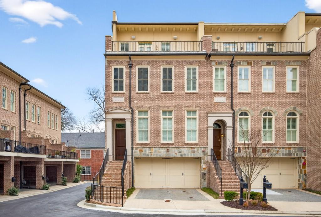 58 Sheridan Drive NE Unit 19 — photo