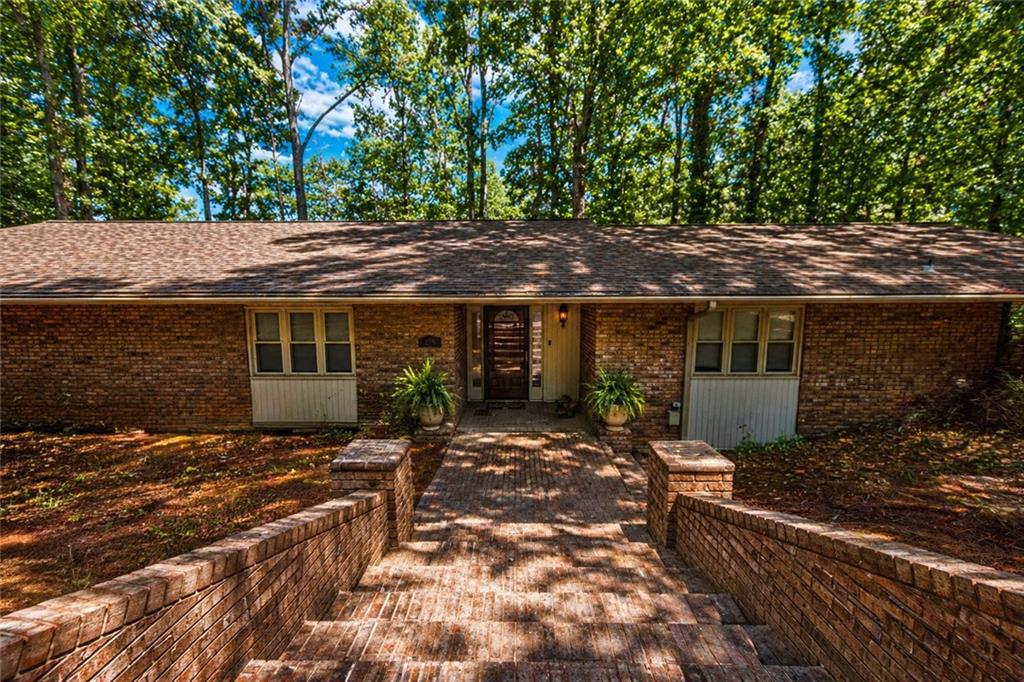 3108 Chapel Hill Road — photo