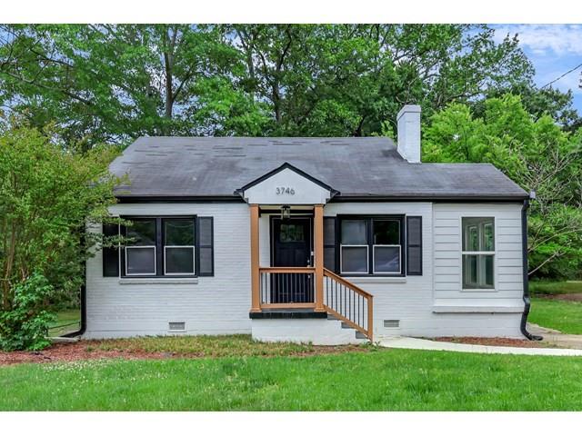 3746 Myrtle Street — photo