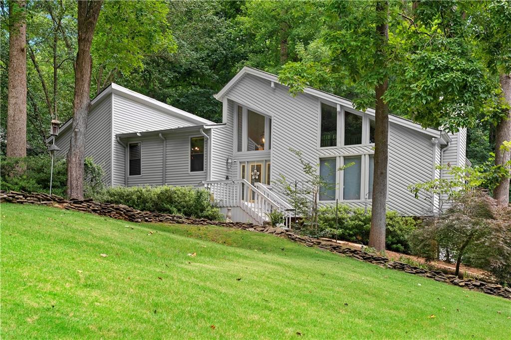 3521 Cedar Valley Drive SE — photo