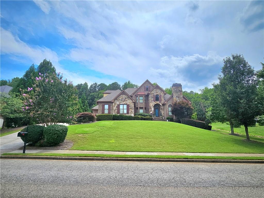 930 Chateau Forest Road — photo