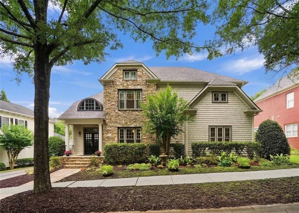 1445 Hedgewood Lane NW — photo