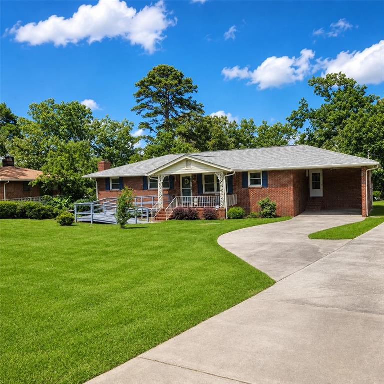 116 Maple Drive — photo