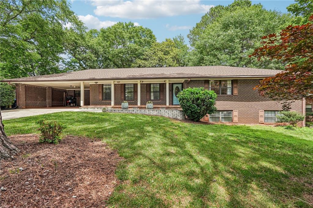 2822 Cartwright Drive, Decatur, GA 30033