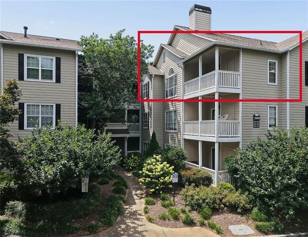1250 Parkwood Circle SE Unit 2302 — photo