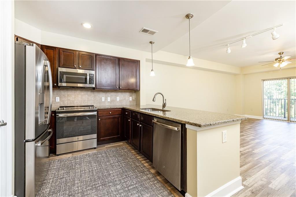 200 River Vista Drive Unit 506 — photo