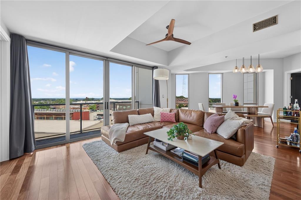 1100 Howell Mill Road NW Unit 817 — photo
