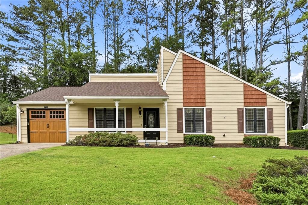 107 Riverchase Drive — photo