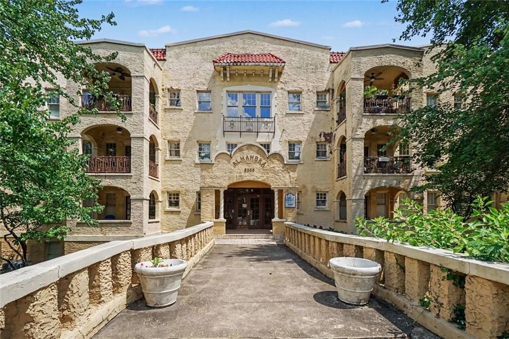 2855 Peachtree Road NE Unit 205 — photo