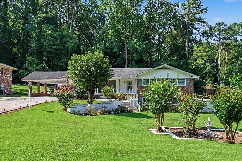 2700 Hayden Drive — photo