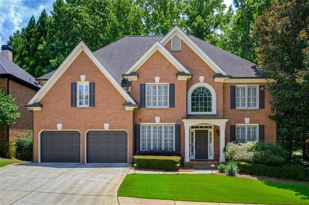 735 Westwind Lane — photo