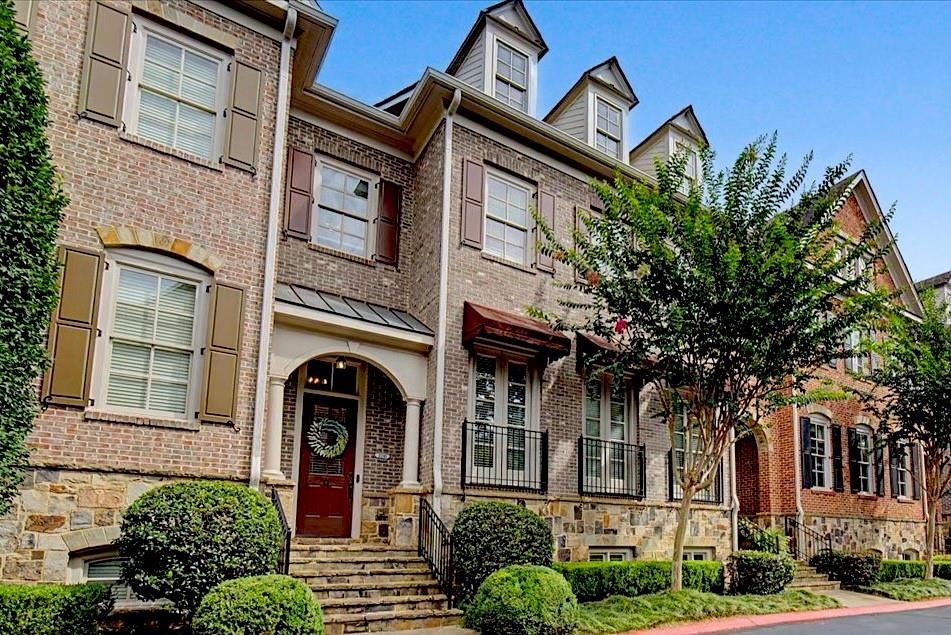 2356 Saint Davids Square NW Unit 3 — photo
