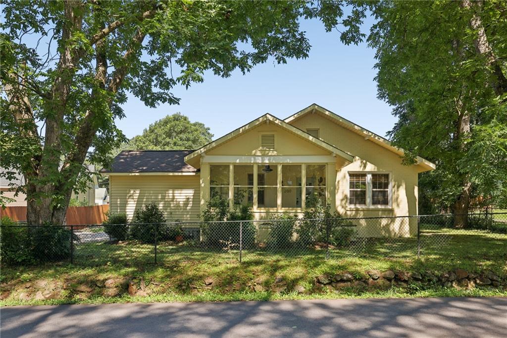 200 S Jackson Street — photo