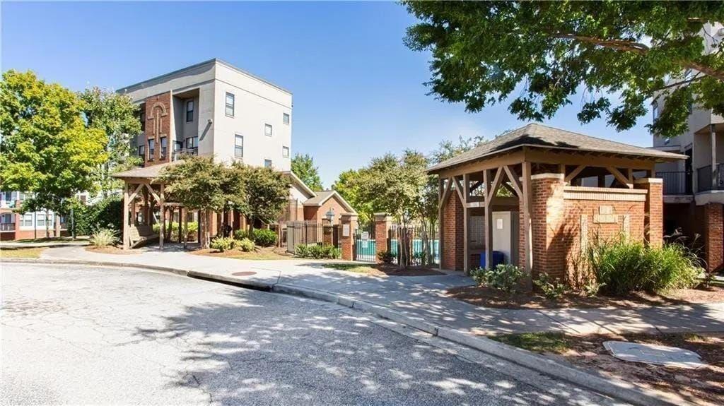 898 Oak Street SW Unit 1307 — photo