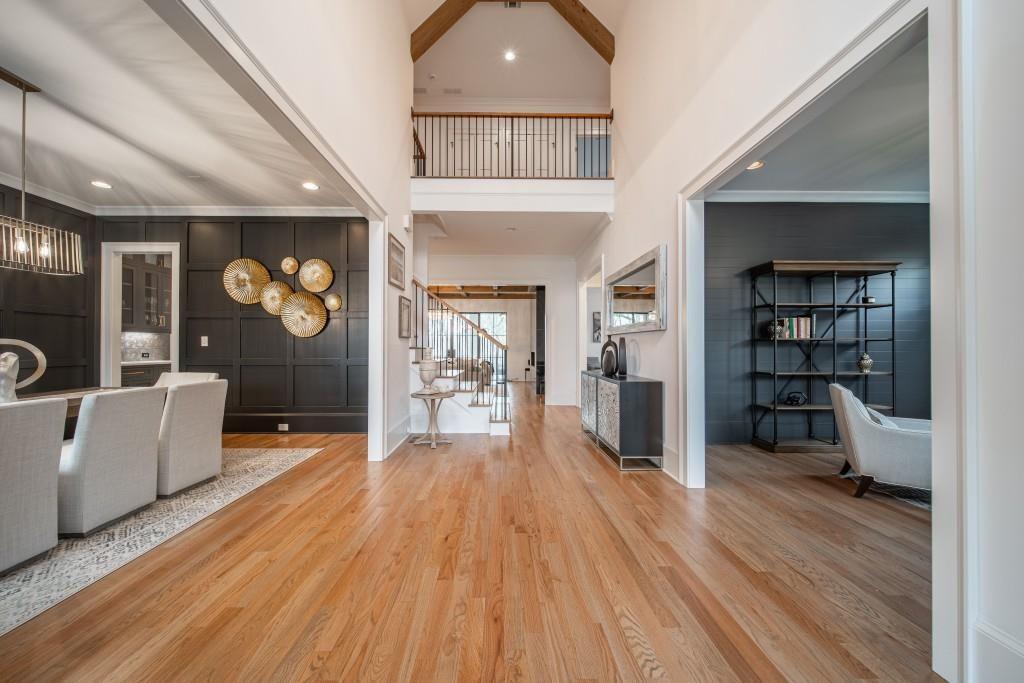 5720 Riverside Drive, Atlanta, GA 30327 — photo 2