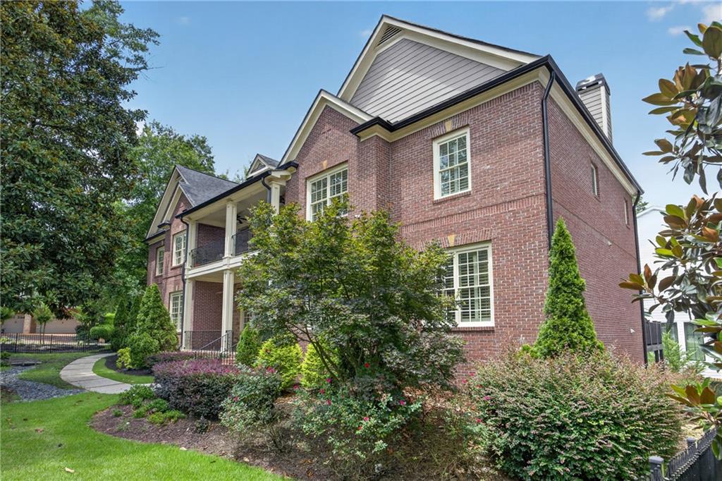 3295 Osborne Road NE — photo