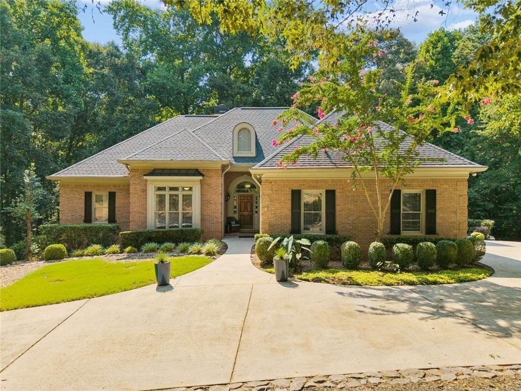 5720 Golf Club Drive — photo