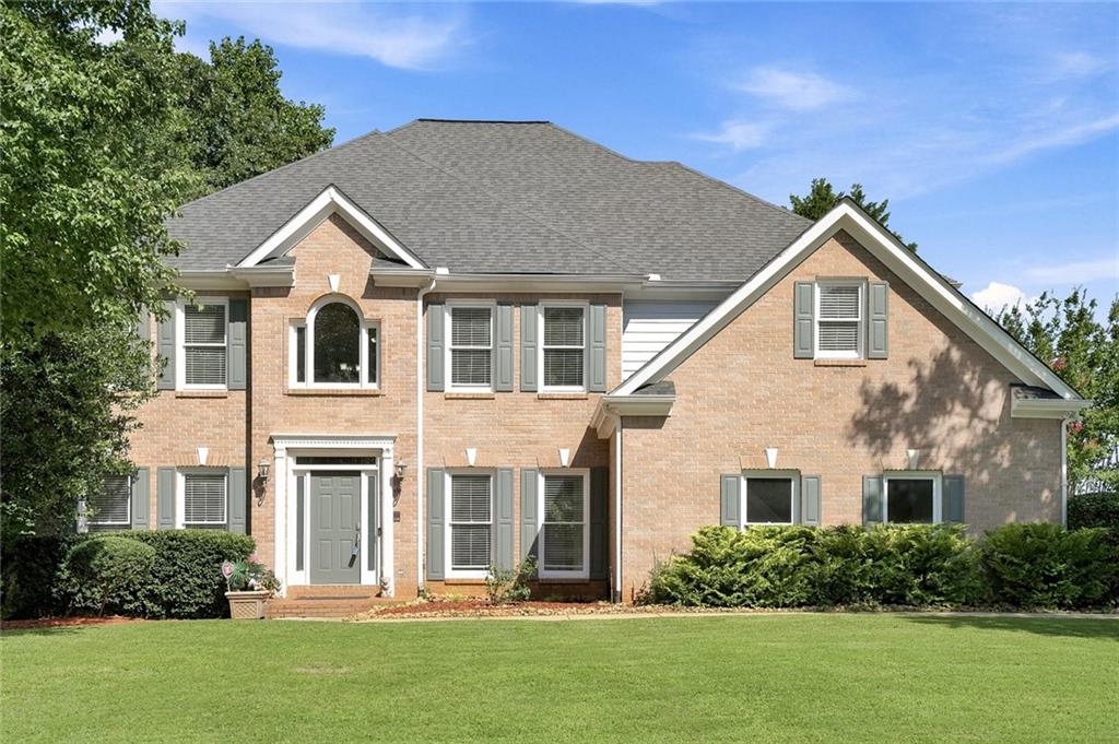 1735 Riverglen Drive — photo