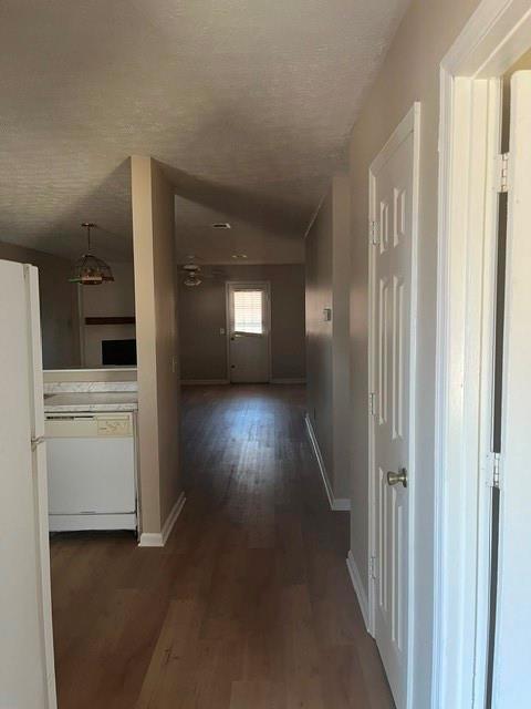 1290 Knoll Court NW Unit B — photo
