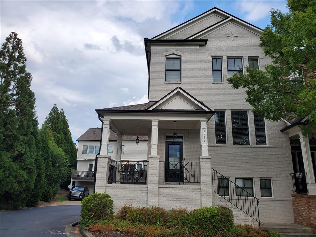 3941 Savannah Square Street — photo
