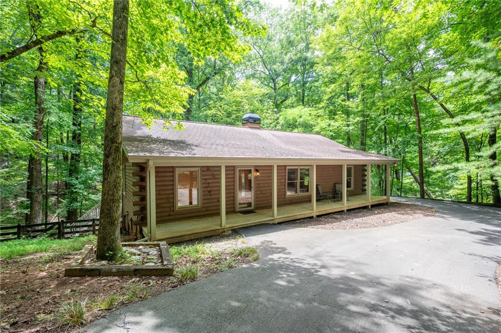 415 Sunset Court — photo