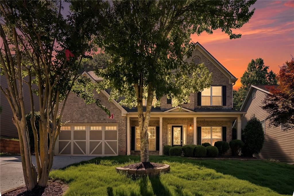 2585 Lansing Lane — photo