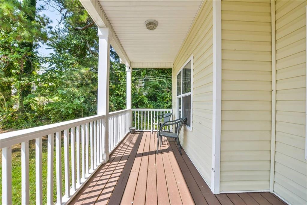 1140 Moreland Drive SE — photo