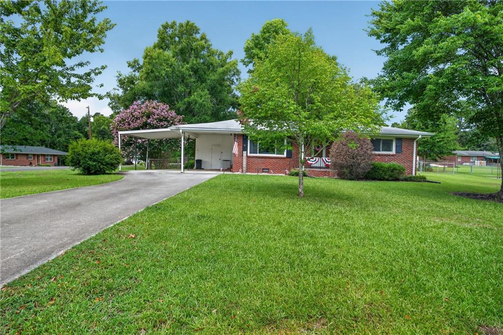 14 Don Dr NE — photo