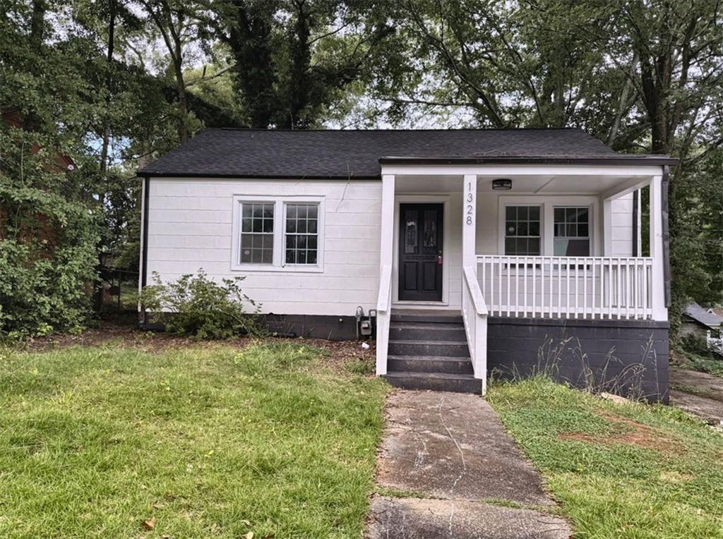 1328 Womack — photo