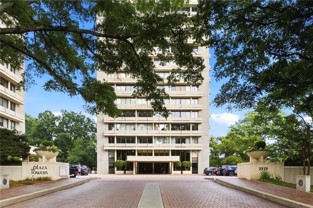 2575 Peachtree Road NE Unit 2E — photo