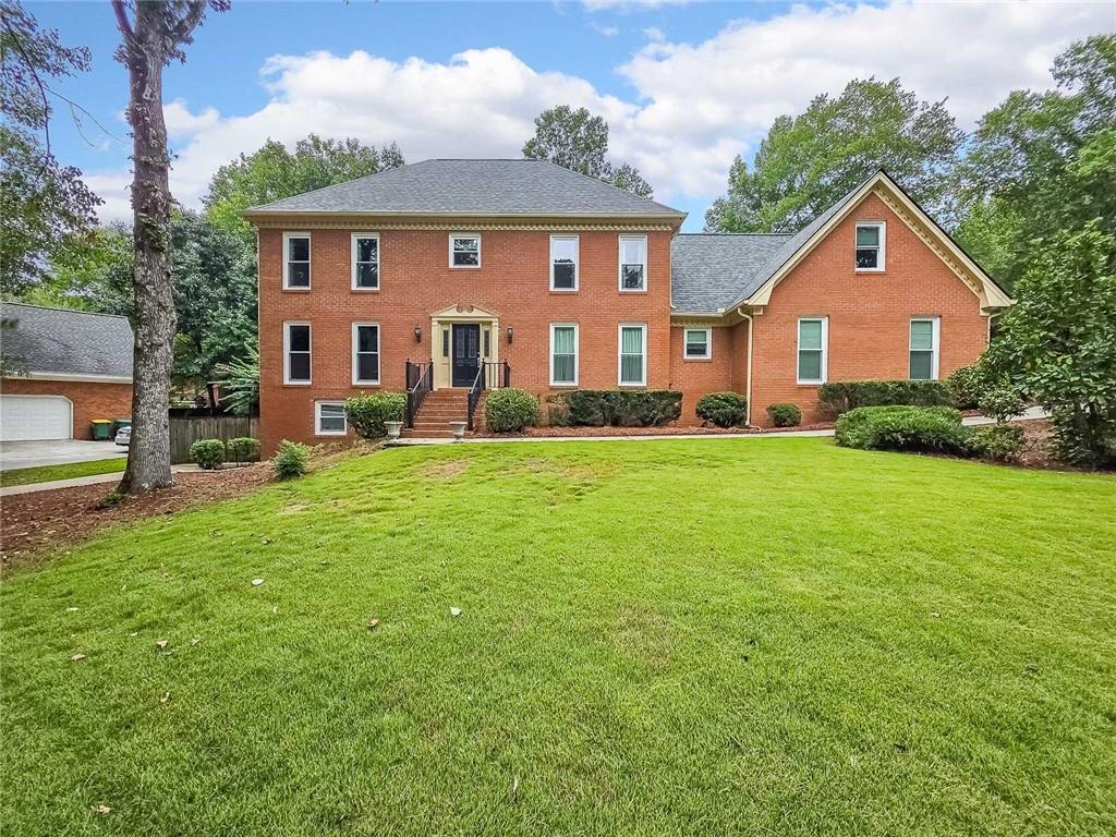 5616 Broxton Circle — photo