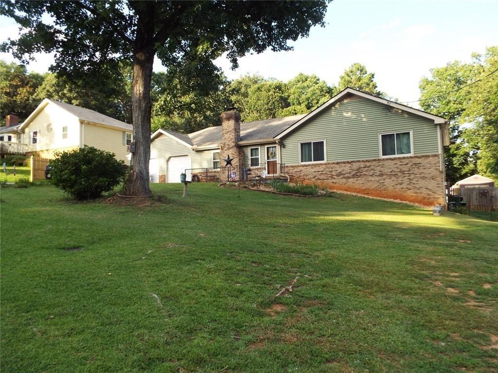 2362 Westridge Drive — photo