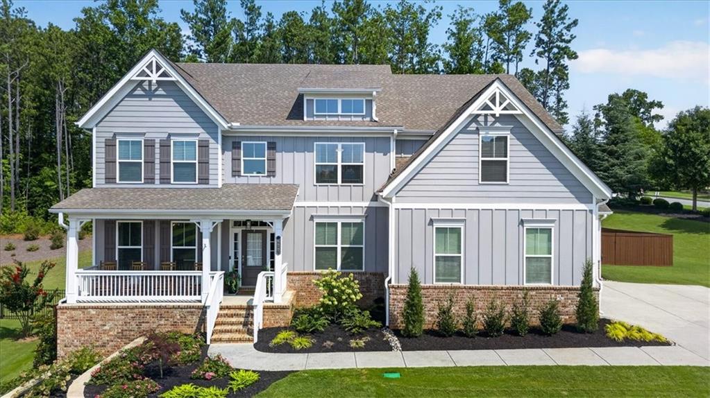 400 Silver Brook Drive — photo