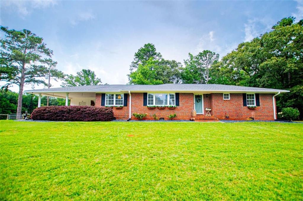 4624 Jacksonville Road — photo