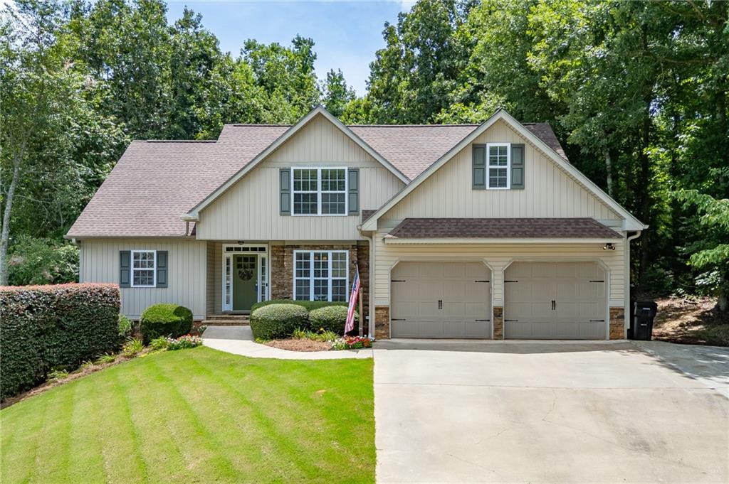 646 Forest Pine Drive — photo