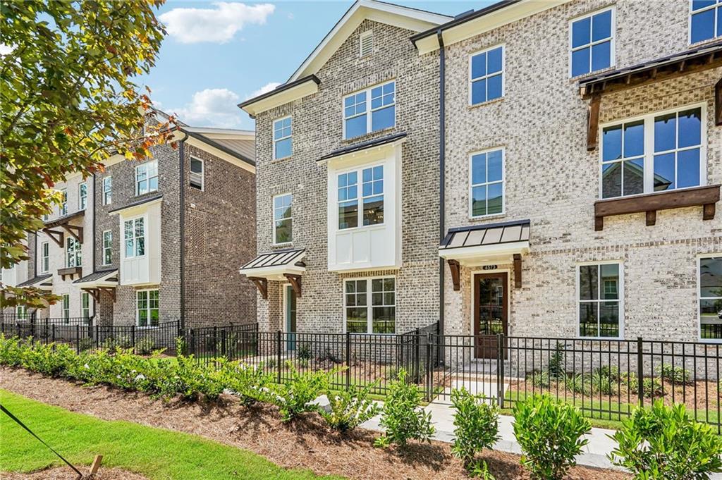 4573 Deanston Court Unit 390 — photo