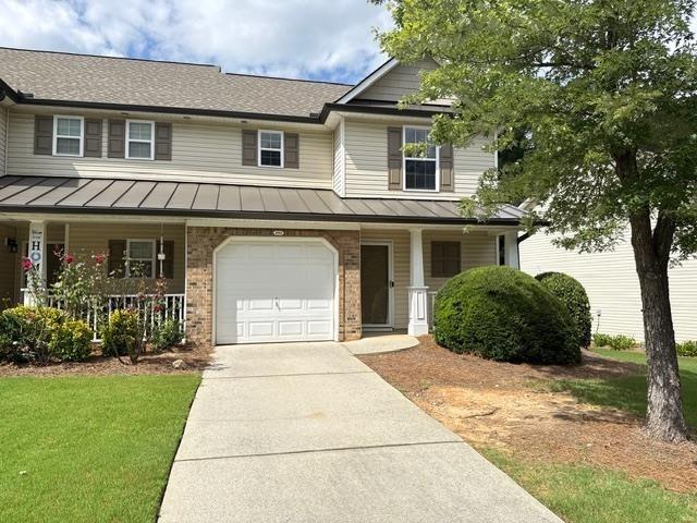 252 Darbys Crossing Court — photo
