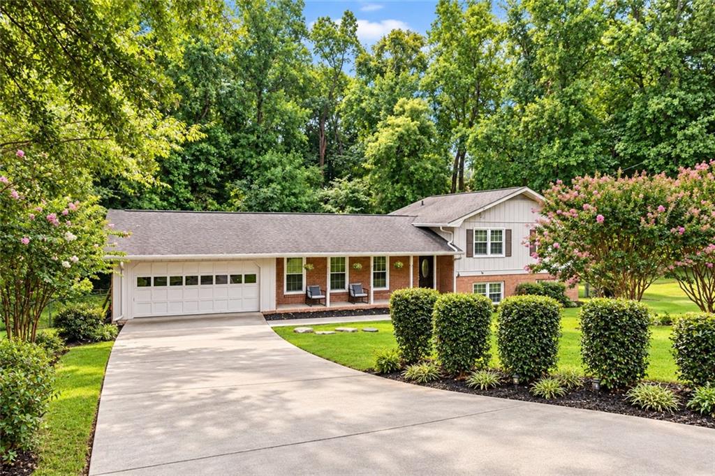 5382 Rockwood Ct. — photo